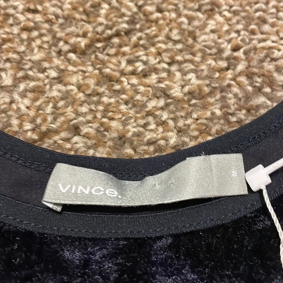 Vince Tank top. Women’s size M. NWT - Picture 2 of 6